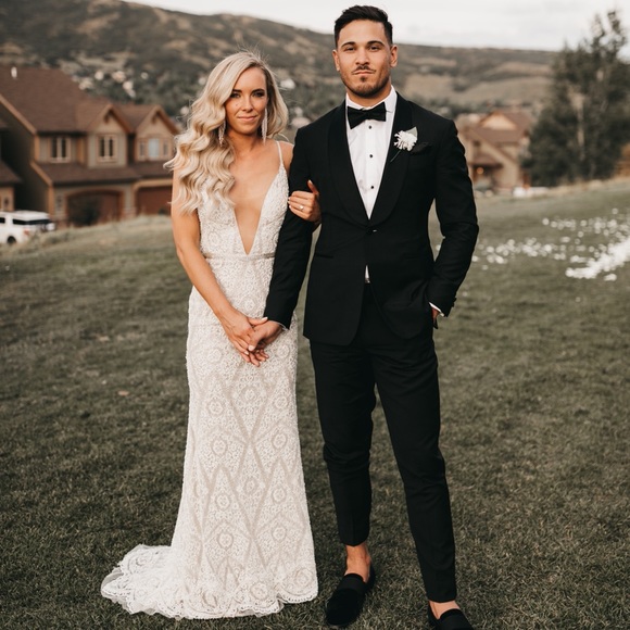 Meet your Posher, Amy - Picture 2 of 2